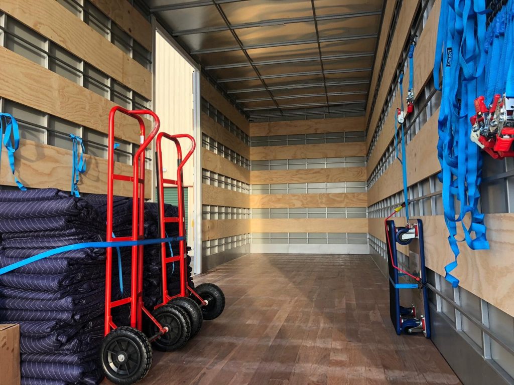 Brisbane To Melbourne Removalist Truck Brisbane To Melbourne Removalist Truck